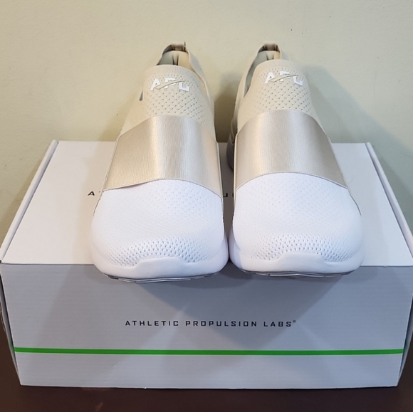 APL TechLoom Breeze Sneakers - Picture 11 of 16